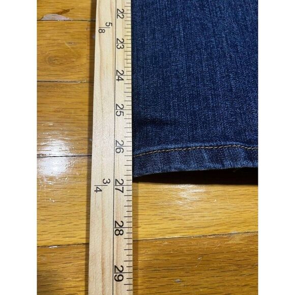 Gloria Vanderbilt Jeans Women's Size 6S Short Blue Denim Amanda Mid Rise - Picture 7 of 9